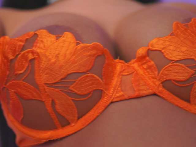 BlackCloverX live cam on BongaCams