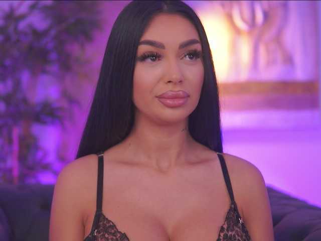 BlackCloverX live cam on BongaCams