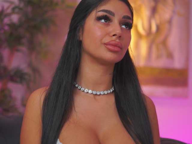 BlackCloverX live cam on BongaCams