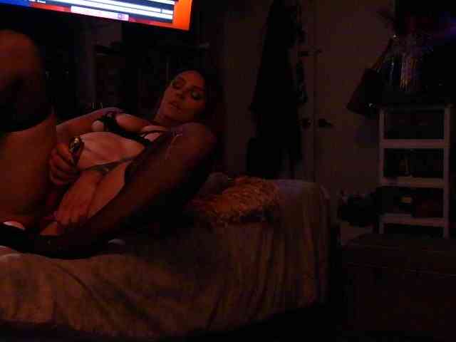 ALICETHICCPEACH webcam