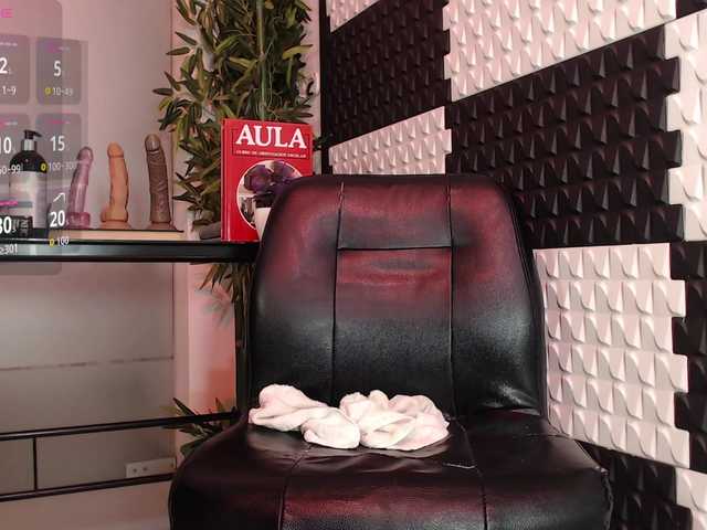 AlinaMorris webcam