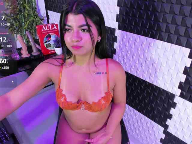 AlinaMorris