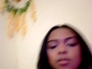 Lolah261's Live Webcam