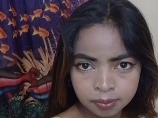 Lolah261's Live Webcam