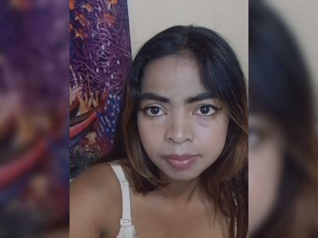 Lolah261 live cam on BongaCams