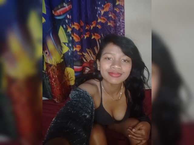 Lolah261 live cam on BongaCams