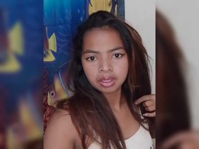 Lolah261 live cam on BongaCams