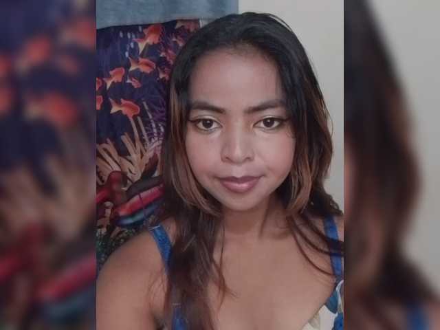 Lolah261 live cam on BongaCams