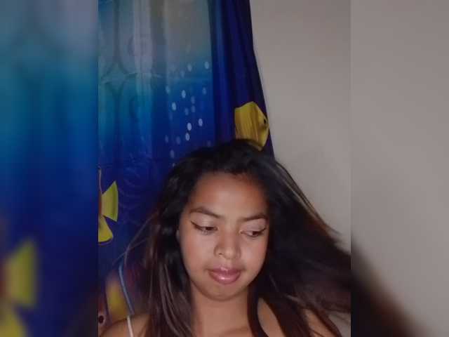 Lolah261 live cam on BongaCams