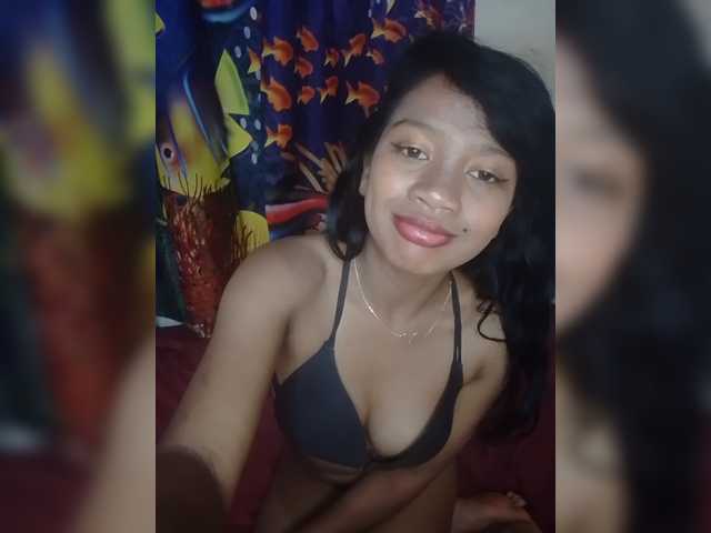 Lolah261 live cam on BongaCams