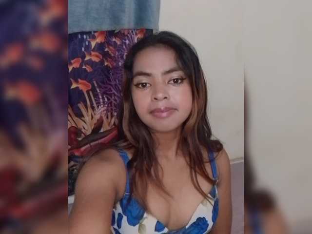 Lolah261 live cam on BongaCams