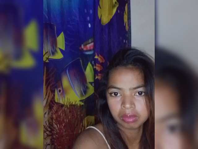 Lolah261 live cam on BongaCams