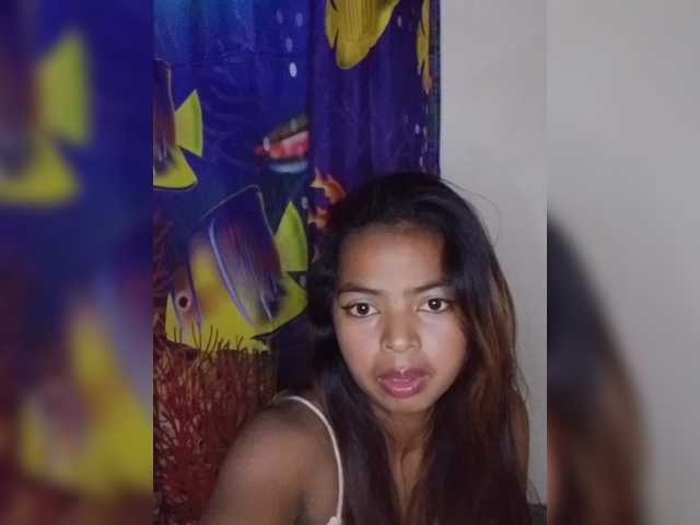 Lolah261 live cam on BongaCams