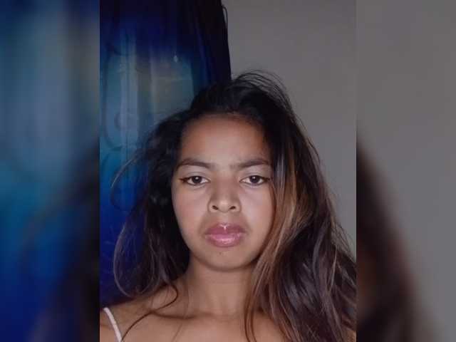 Lolah261 live cam on BongaCams