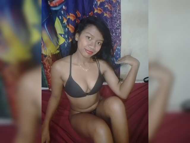 Lolah261 live cam on BongaCams