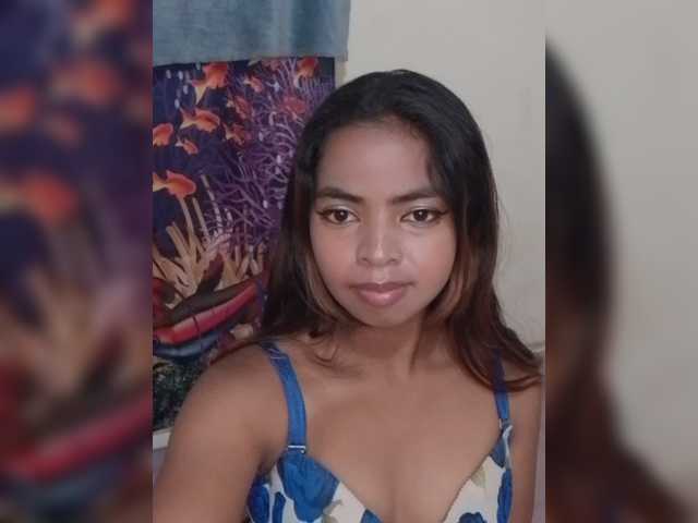 Lolah261 live cam on BongaCams