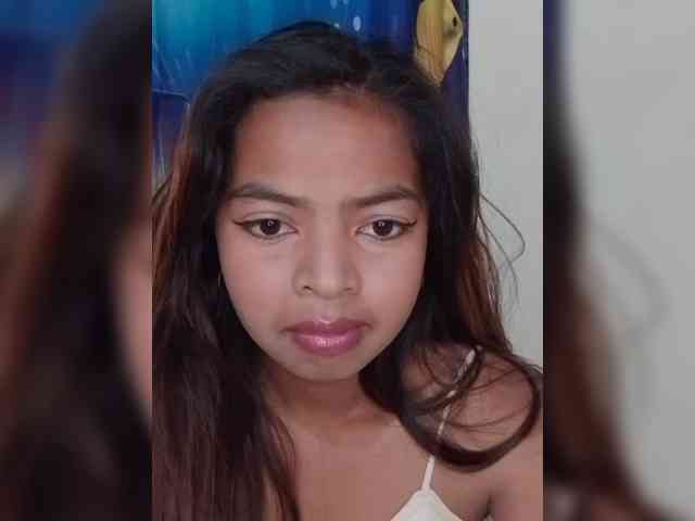 Lolah261 webcam