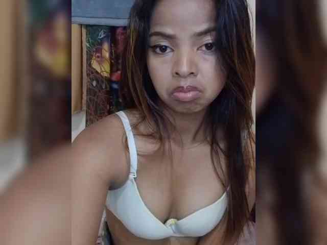 Lolah261 webcam