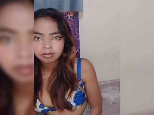 Lolah261 webcam