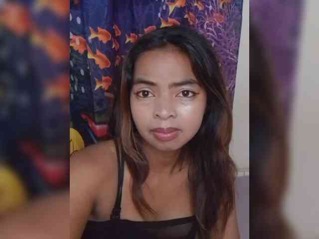 Lolah261 webcam