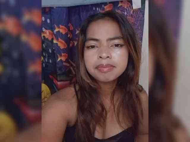 Lolah261 webcam