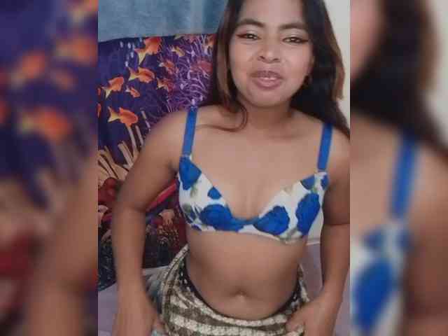Lolah261 webcam