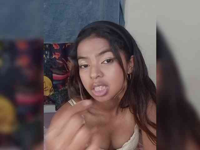 Modèle: Lolah261