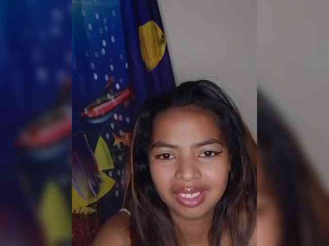 Lolah261 webcam