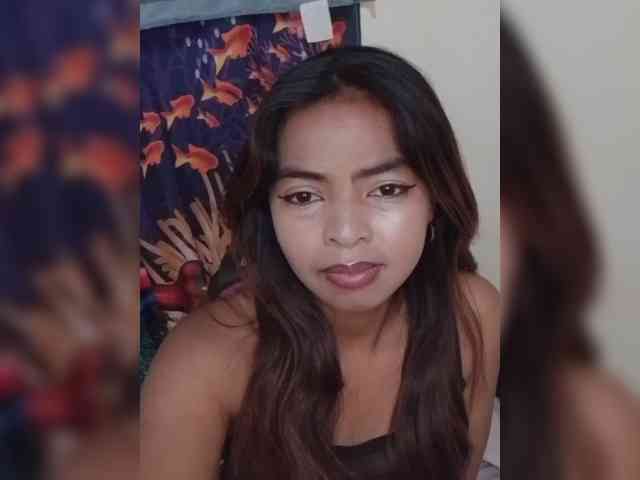 Lolah261 webcam