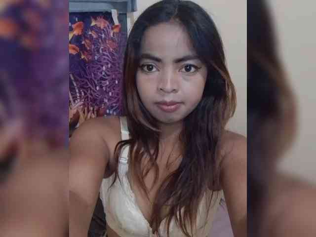 Lolah261 webcam