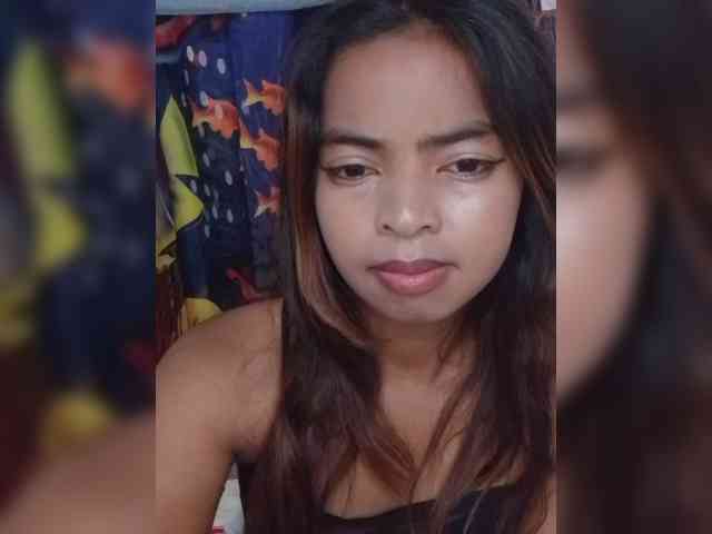 Lolah261 webcam