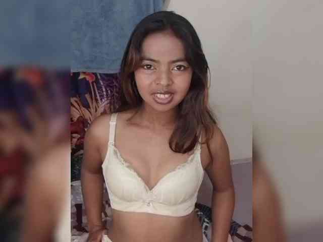 Lolah261 webcam