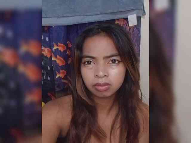 Lolah261 webcam