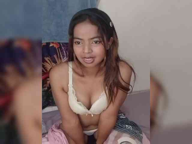 Lolah261 webcam