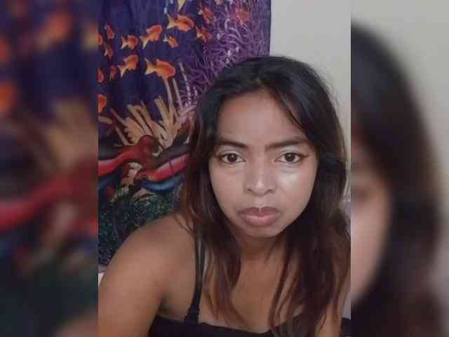 Lolah261 webcam