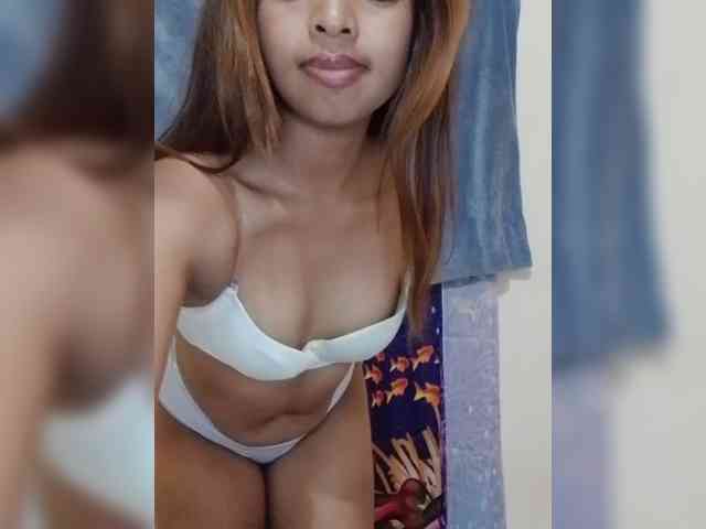 Lolah261 webcam