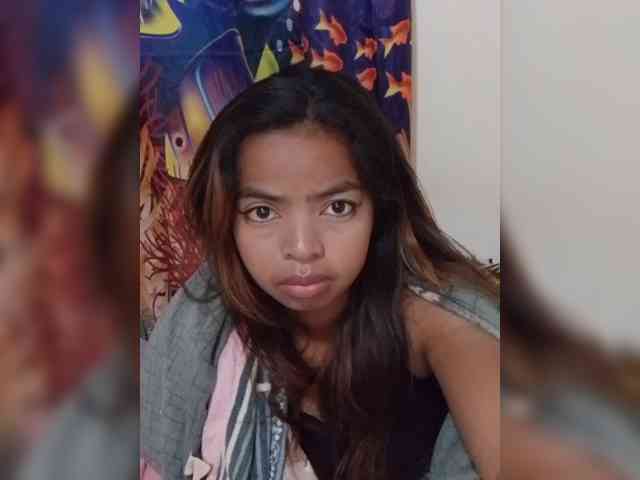 Lolah261 webcam