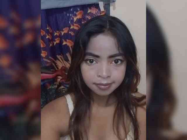 Lolah261 webcam