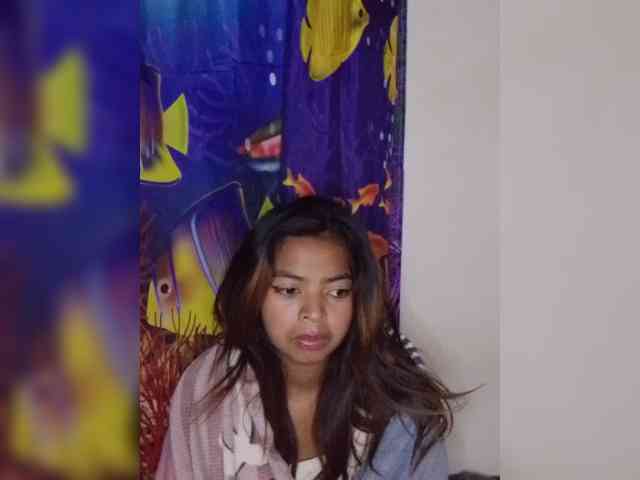 Lolah261 webcam