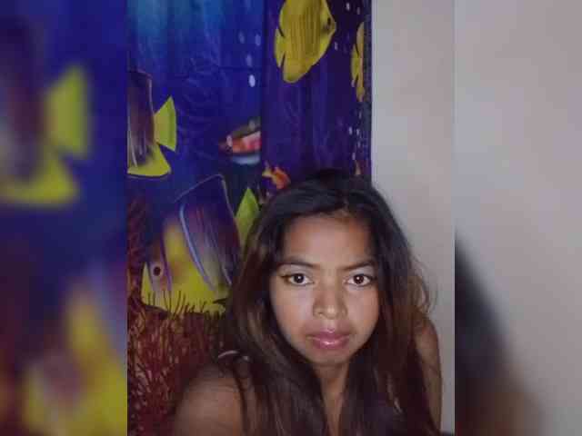 Lolah261 webcam