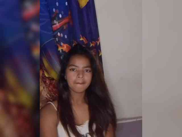 Lolah261 webcam