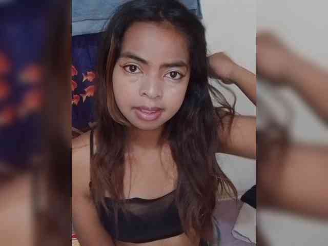 Lolah261 webcam