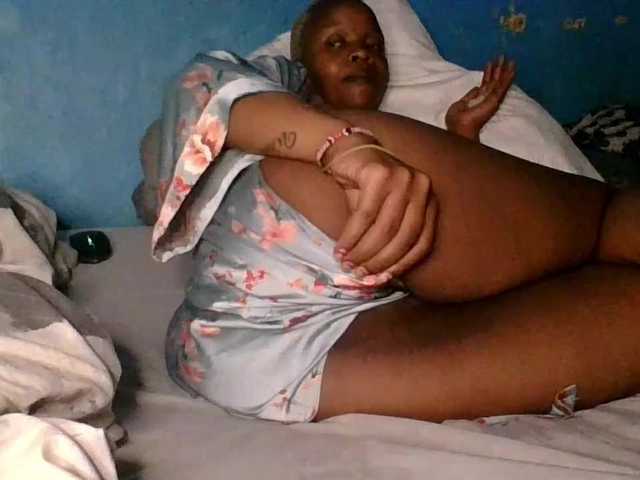 Melaninfetish02 live webcam show