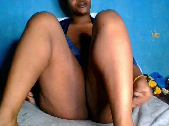 Melaninfetish02 live cam on BongaCams