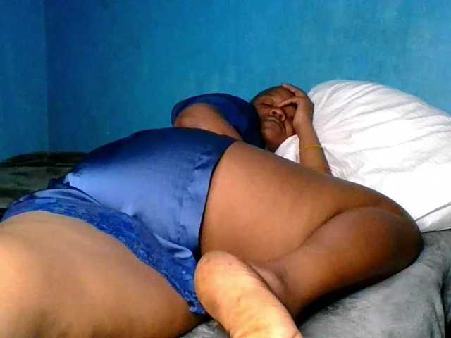 Melaninfetish02 live cam on BongaCams