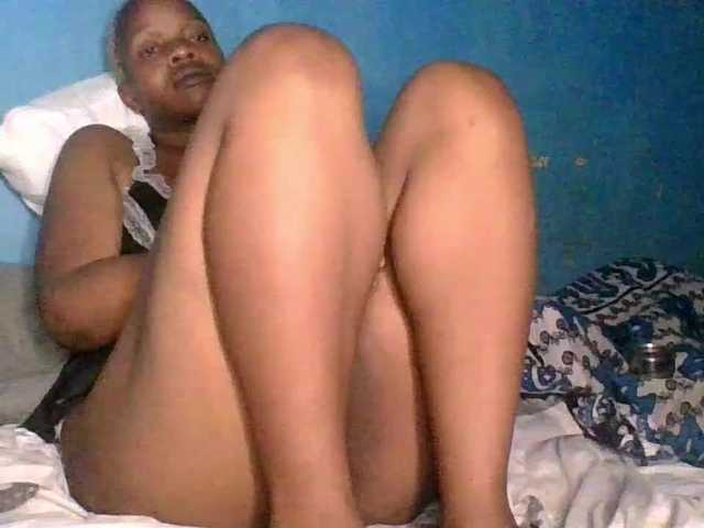 Melaninfetish02 live cam on BongaCams