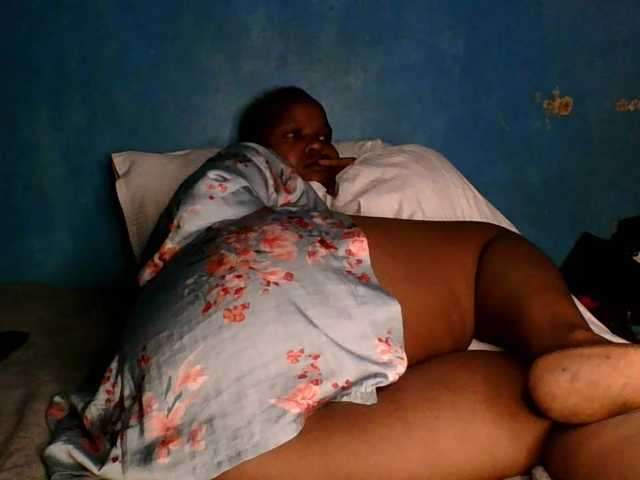 Melaninfetish02 live cam on BongaCams