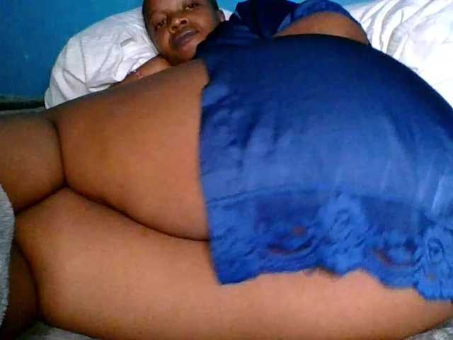Melaninfetish02 live cam on BongaCams