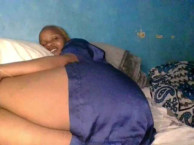 Melaninfetish02 live cam on BongaCams