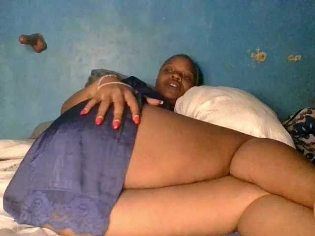 Melaninfetish02 live cam on BongaCams